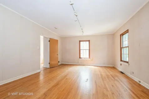 10057 South Bell Avenue Chicago IL 60643