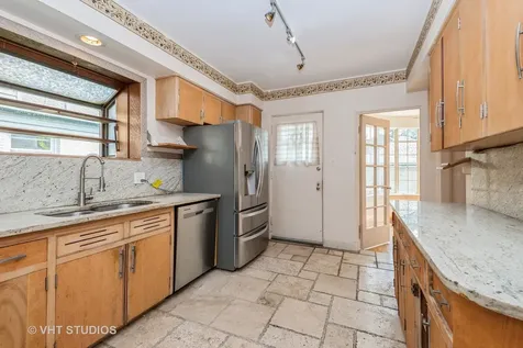 10057 South Bell Avenue Chicago IL 60643