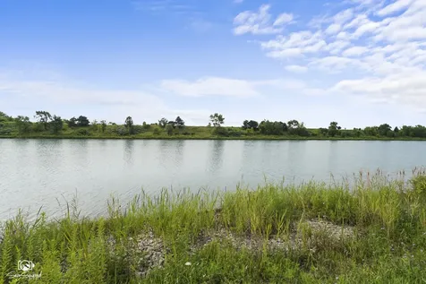 2812 Ninovan Lane Minooka IL 60447