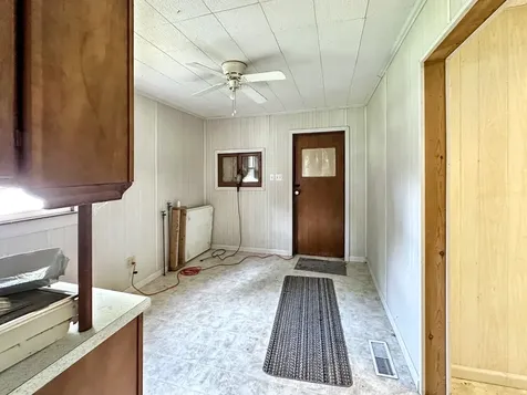 615 South Central Street Gilman IL 60938