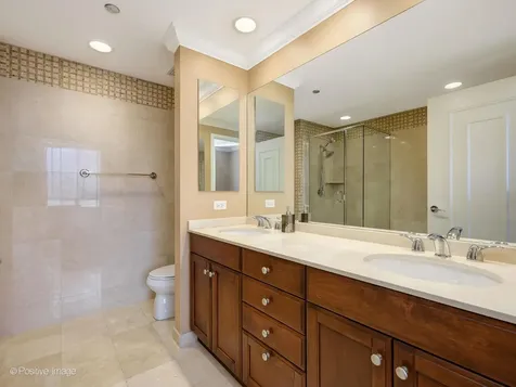 600 North Lake Shore Drive Chicago IL 60611