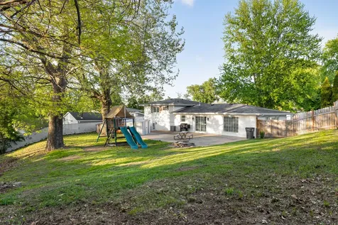 1325 Douglas Avenue Montgomery IL 60538