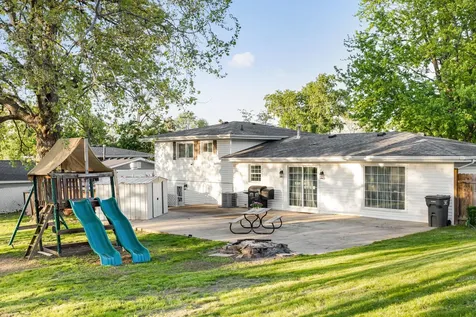 1325 Douglas Avenue Montgomery IL 60538