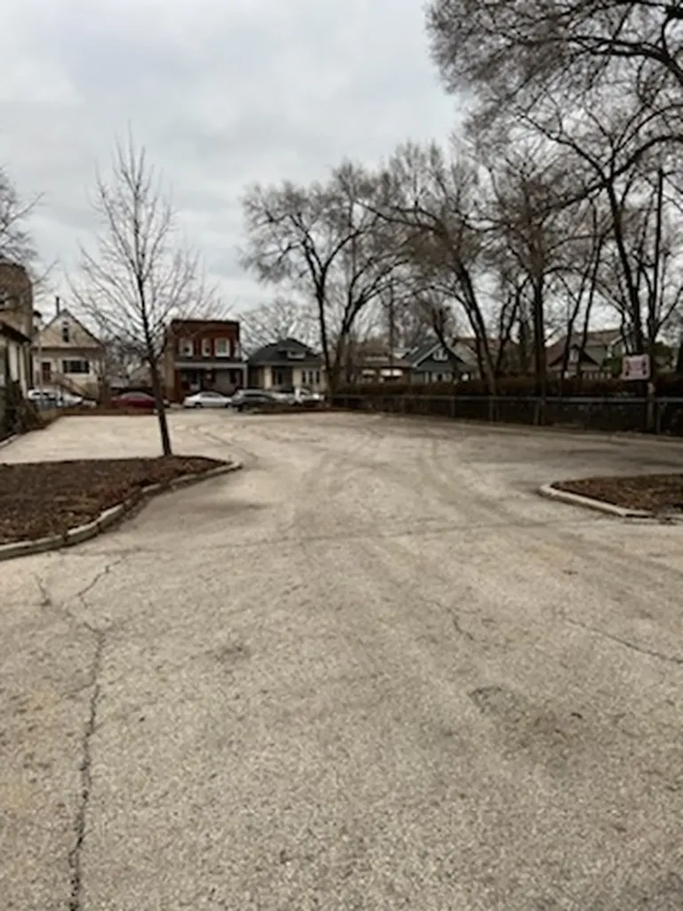 4461 North Pulaski Road Chicago IL 60630
