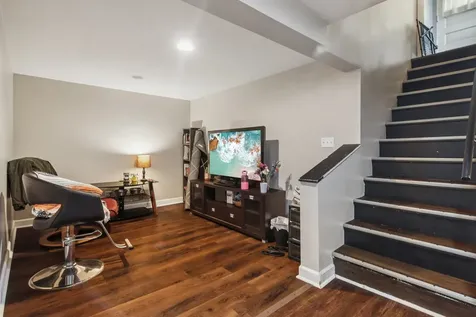 23W285 Armitage Avenue Glen Ellyn IL 60137