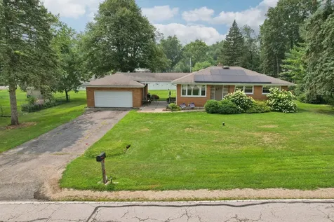 23W285 Armitage Avenue Glen Ellyn IL 60137