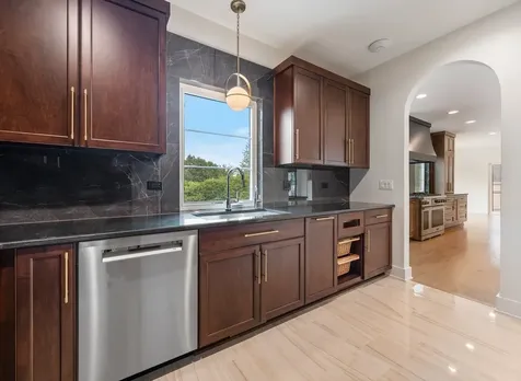 8886 Johnston Road Burr Ridge IL 60522