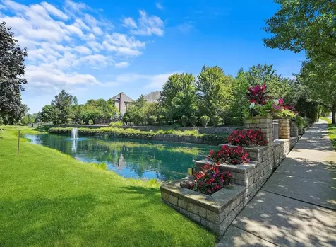 8886 Johnston Road Burr Ridge IL 60522
