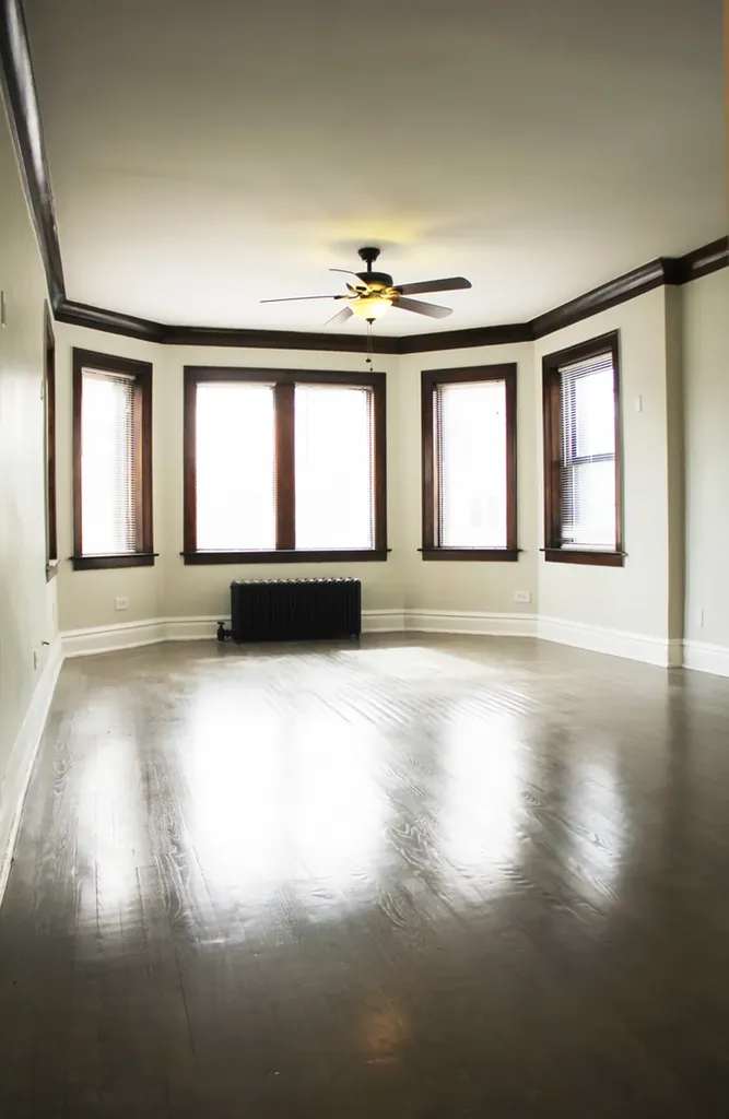 6 West 111th Place Chicago IL 60628