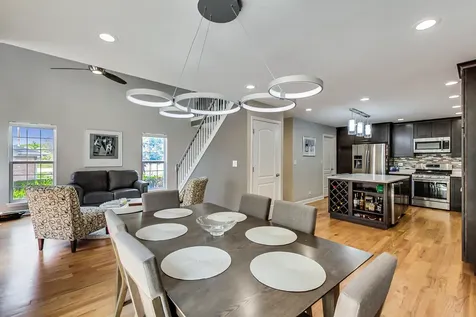 871 Rosebud Court Roselle IL 60172