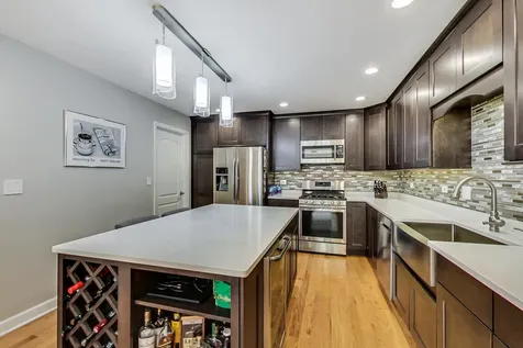 871 Rosebud Court Roselle IL 60172