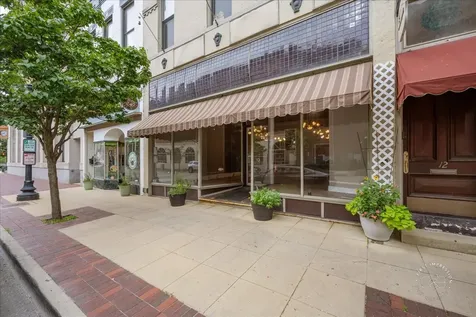 10 Douglas Avenue Elgin IL 60120