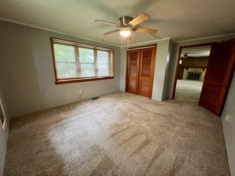 509 Lakeshore Drive Oakland IL 61943
