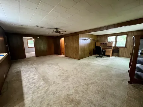 509 Lakeshore Drive Oakland IL 61943