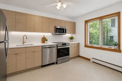 69 Lincoln Avenue Riverside IL 60546
