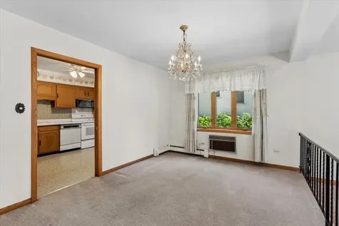 69 Lincoln Avenue Riverside IL 60546