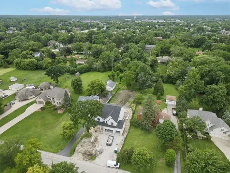 6136 Bentley Avenue Willowbrook IL 60527