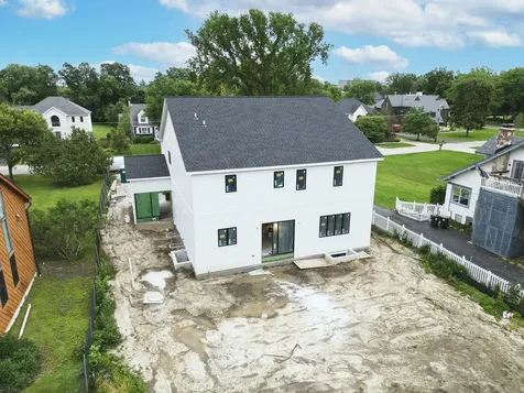 6136 Bentley Avenue Willowbrook IL 60527