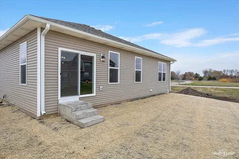 819 Whitetail Trail Marengo IL 60152