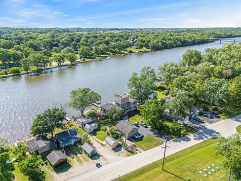 5N092 Grove Avenue St. Charles IL 60174