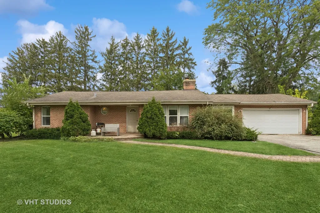 1750 West Thomas Street Arlington Heights IL 60004