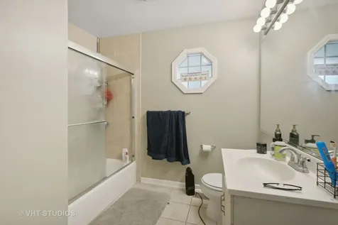 1750 West Thomas Street Arlington Heights IL 60004