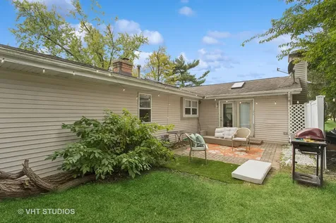 1750 West Thomas Street Arlington Heights IL 60004