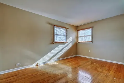 754 Central Park Avenue Flossmoor IL 60422