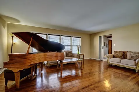 754 Central Park Avenue Flossmoor IL 60422