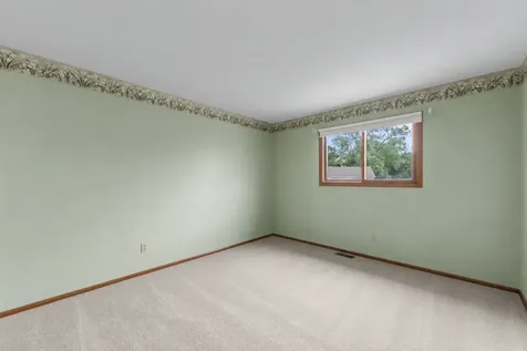 3250 192ND Place Lansing IL 60438