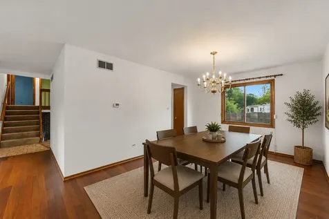 3250 192ND Place Lansing IL 60438