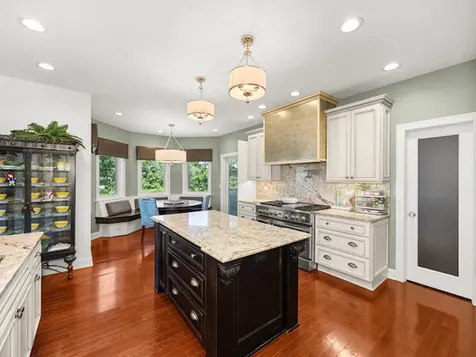 1624 Bull Valley Drive Woodstock IL 60098