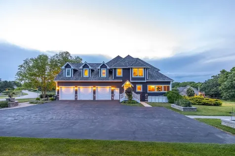 1624 Bull Valley Drive Woodstock IL 60098