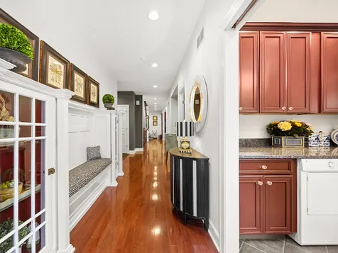 1624 Bull Valley Drive Woodstock IL 60098