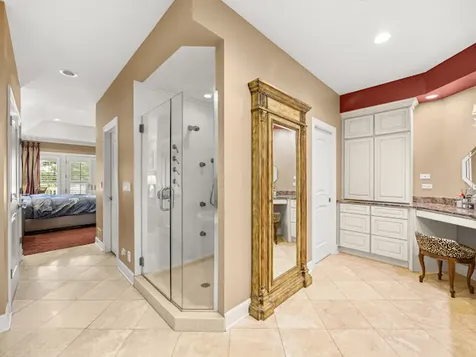 1624 Bull Valley Drive Woodstock IL 60098