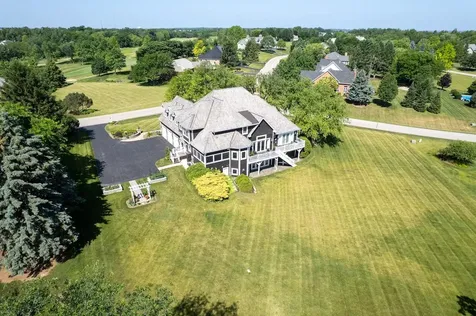1624 Bull Valley Drive Woodstock IL 60098