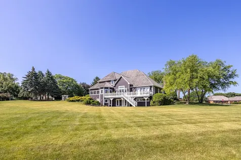 1624 Bull Valley Drive Woodstock IL 60098