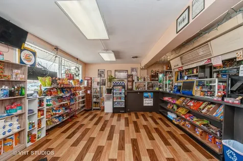 2864 Washington Street Waukegan IL 60085