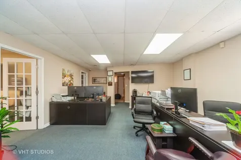 2864 Washington Street Waukegan IL 60085