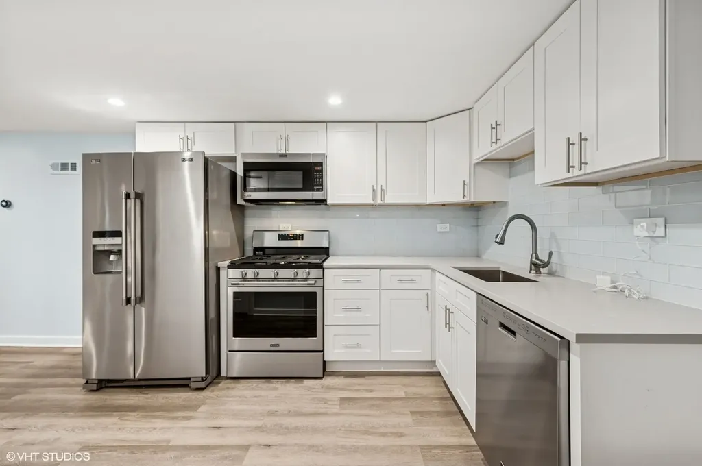 2547 West Homer Street Chicago IL 60647