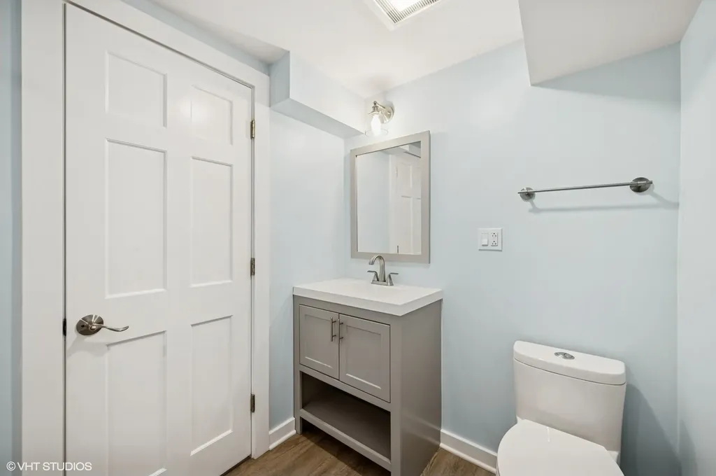 2547 West Homer Street Chicago IL 60647