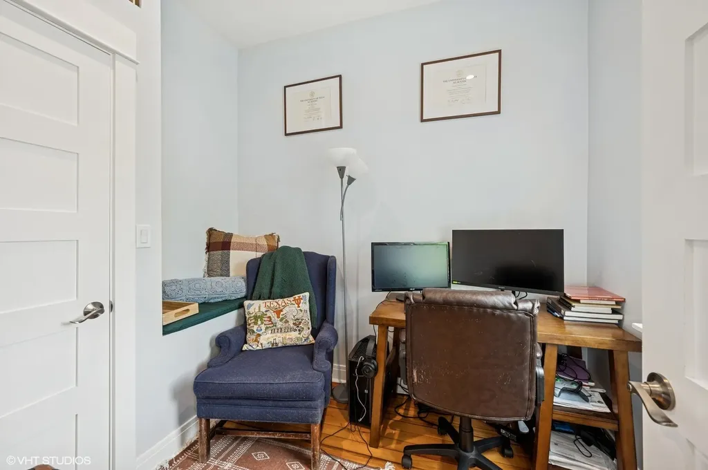2547 West Homer Street Chicago IL 60647