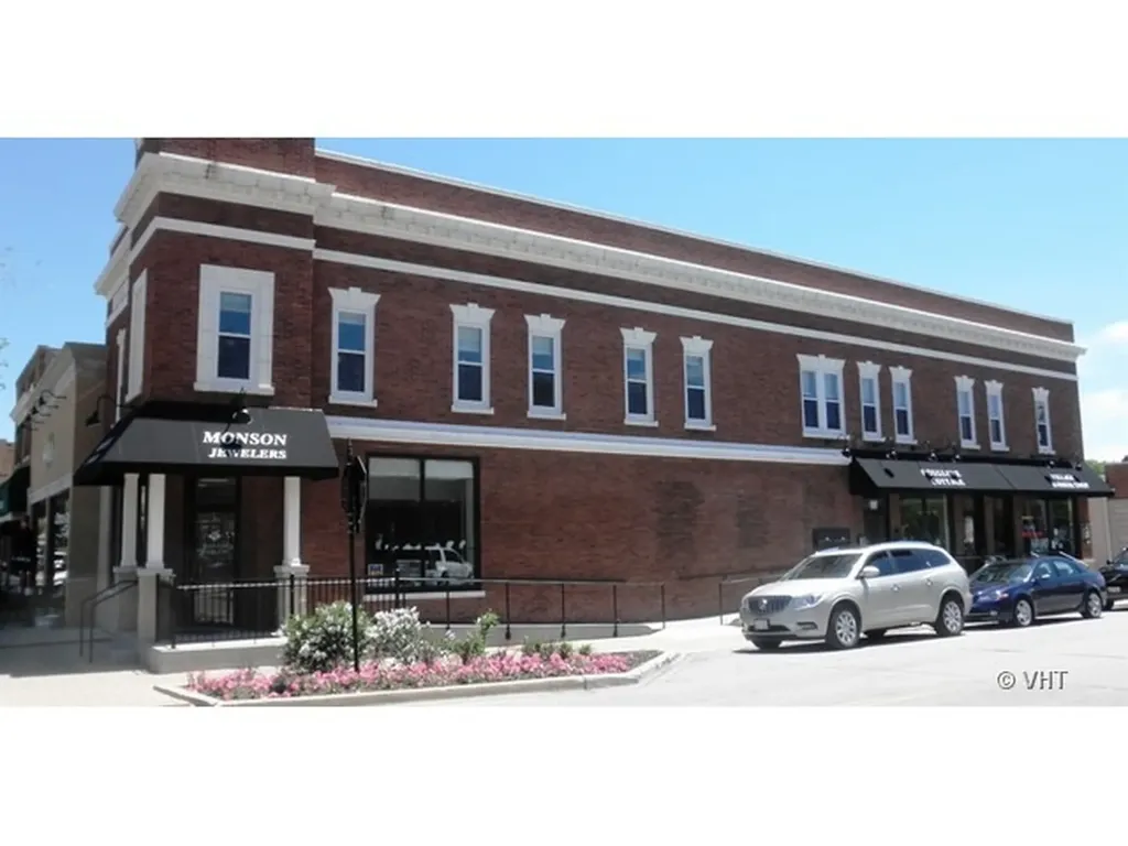 21 North Brockway Street Palatine IL 60067