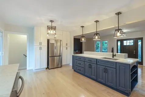 16705 Wolf Road Orland Park IL 60467