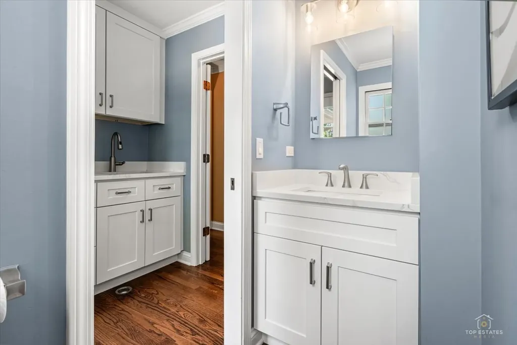 1347 Deep Run Road Naperville IL 60540