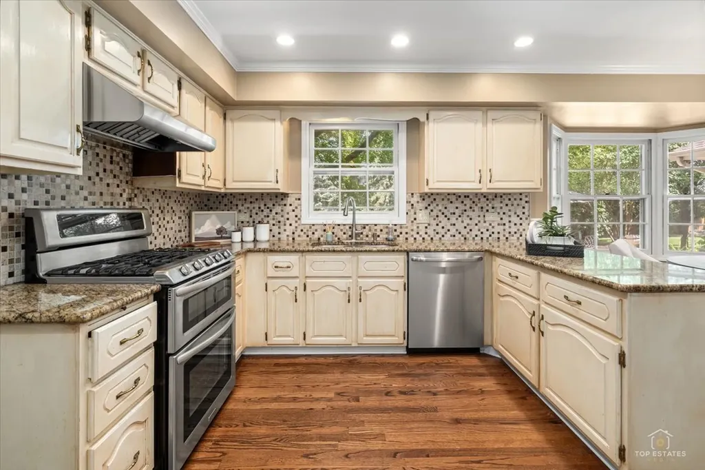 1347 Deep Run Road Naperville IL 60540