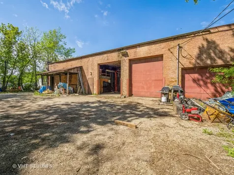 727 1ST Avenue Des Plaines IL 60016