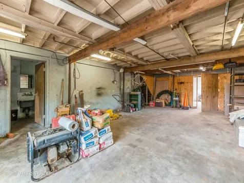 727 1ST Avenue Des Plaines IL 60016