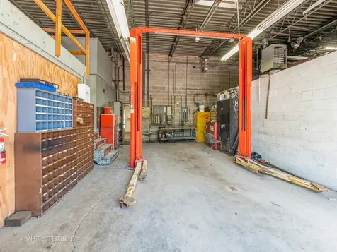 727 1ST Avenue Des Plaines IL 60016