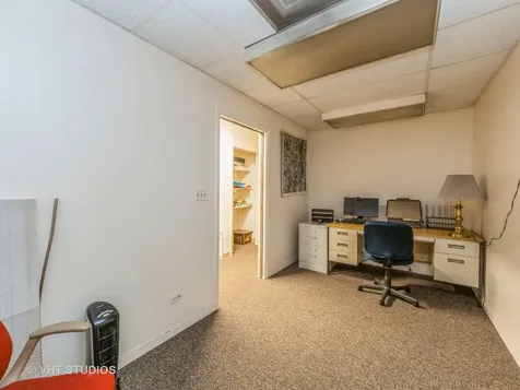 727 1ST Avenue Des Plaines IL 60016